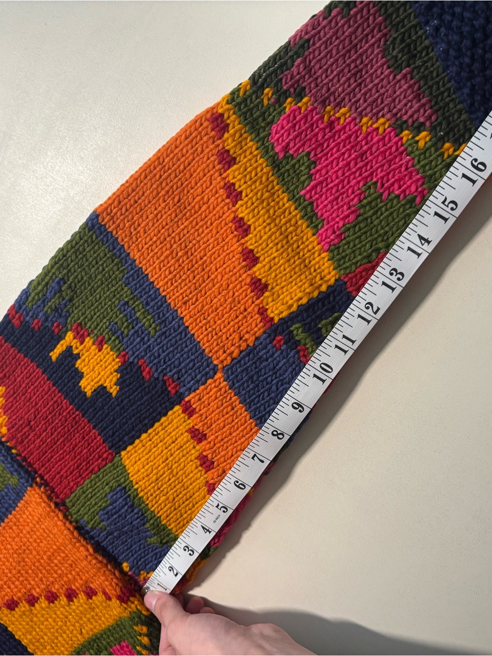 Las Americas 100 percent wool hand knitted sweater vibrant coloured 90s vintage - Picture 13 of 14